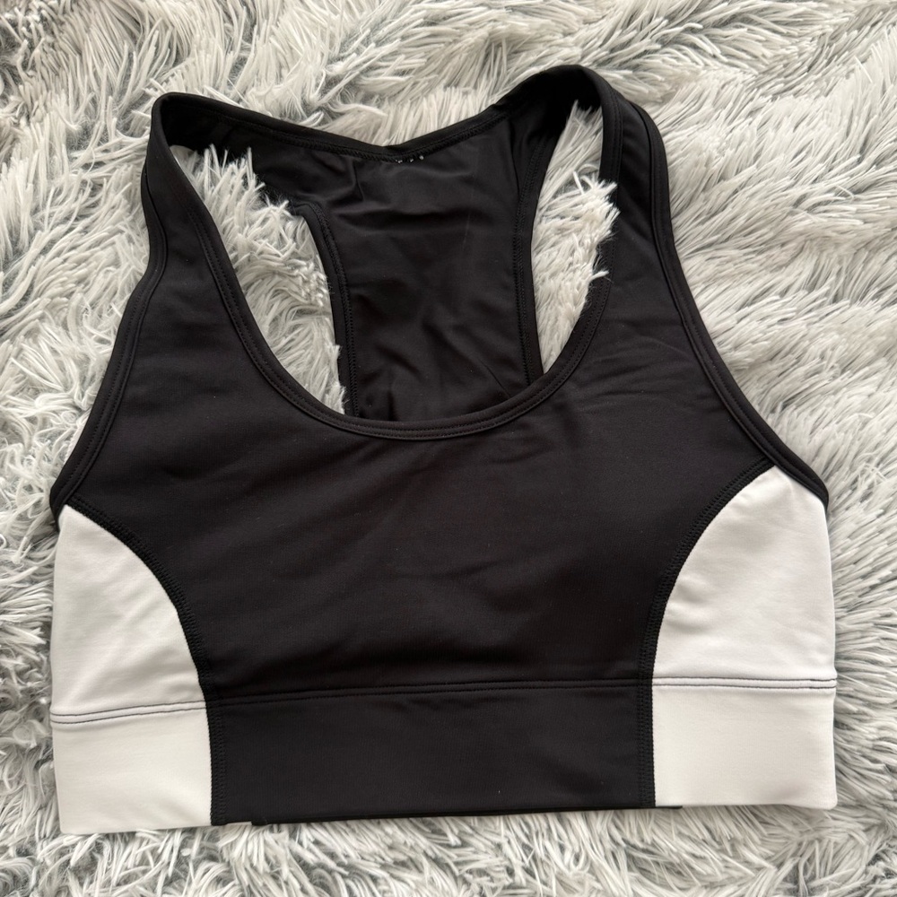 Fabletics Black Racerback Bra with Pocket Never Worn